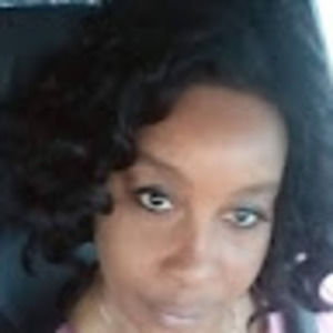 Meet your Posher, Devona